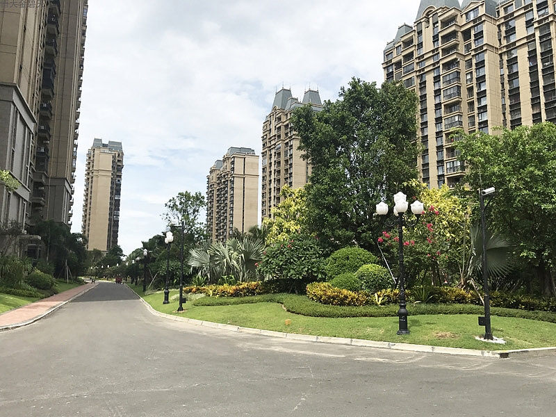 恒大金碧天下实景图