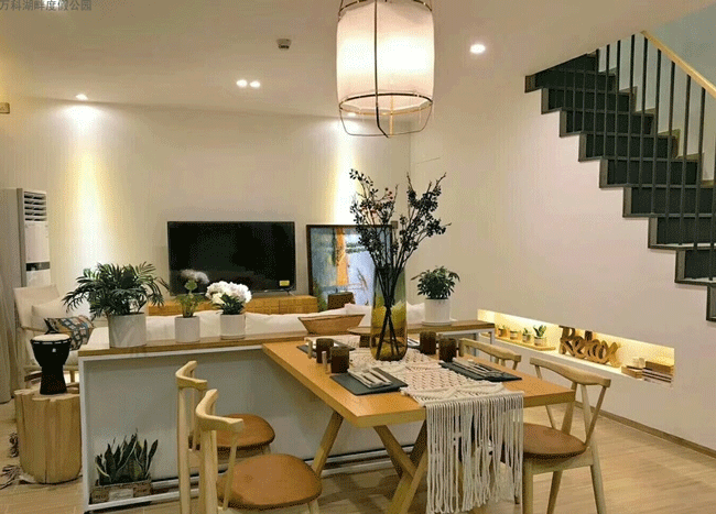 万科湖畔度假公园样板间