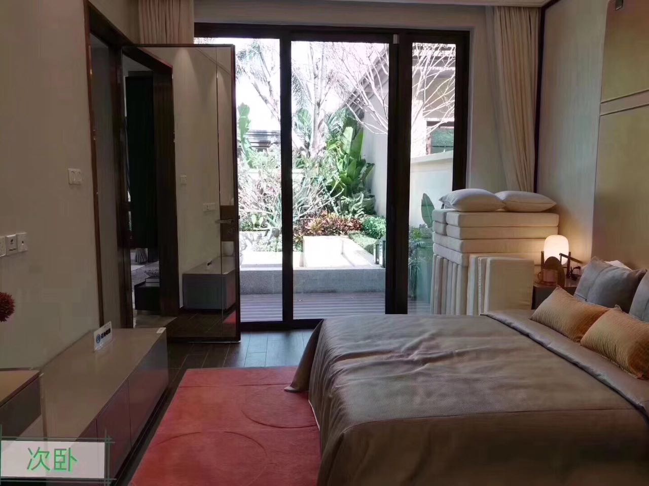 雅居乐清水湾别墅样板间