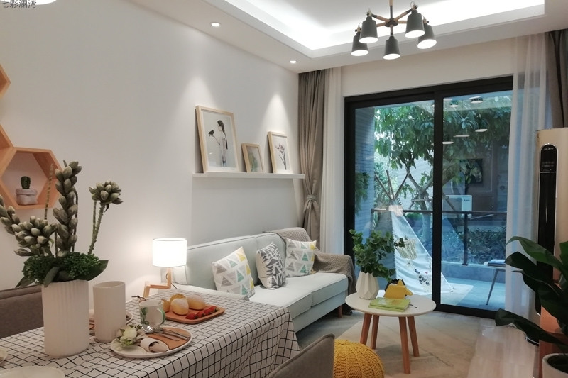 七彩澜湾样板间