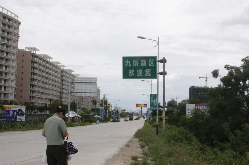 龙栖湾温泉1号周边配套 