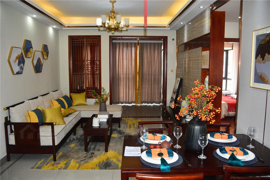 四季康城五期—山海一品居样板间