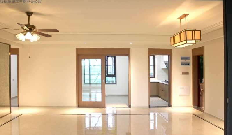 绿地悦澜湾中央公园样板间