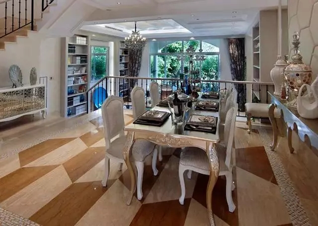 长信半岛美庐样板间