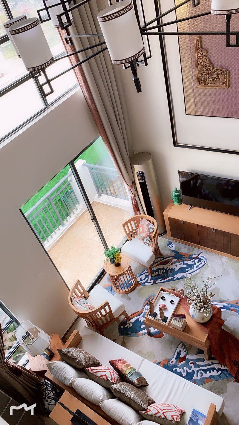 山水御墅跃层样板间