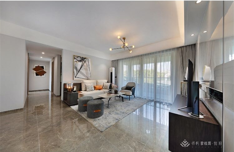 保利碧桂园悦府D1户型样板间
