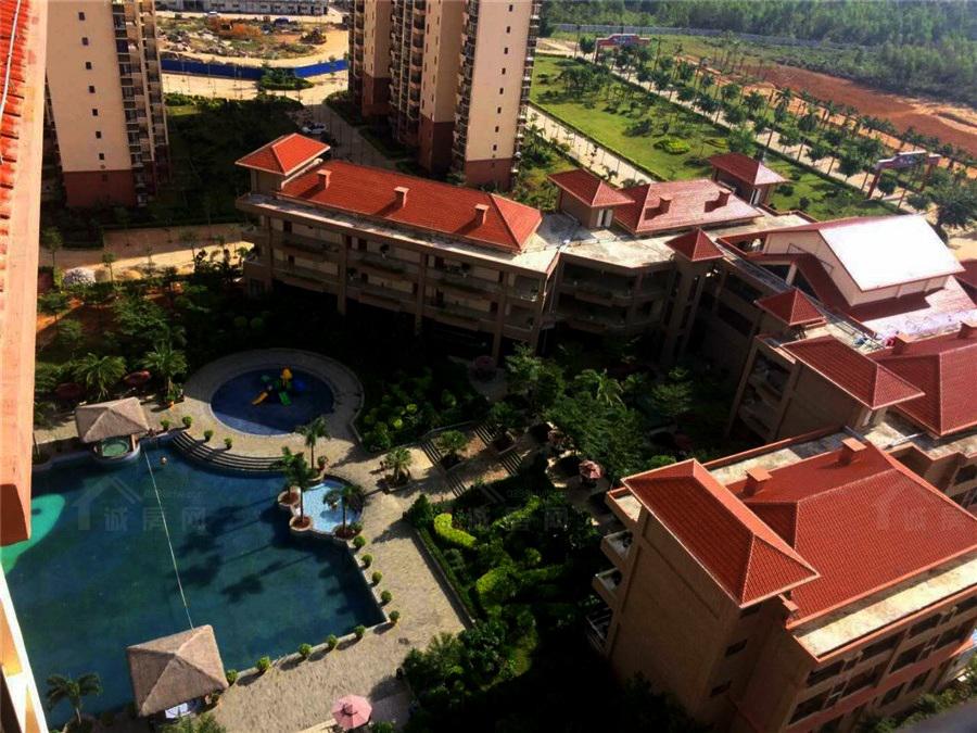 芭提雅火山岩温泉小镇