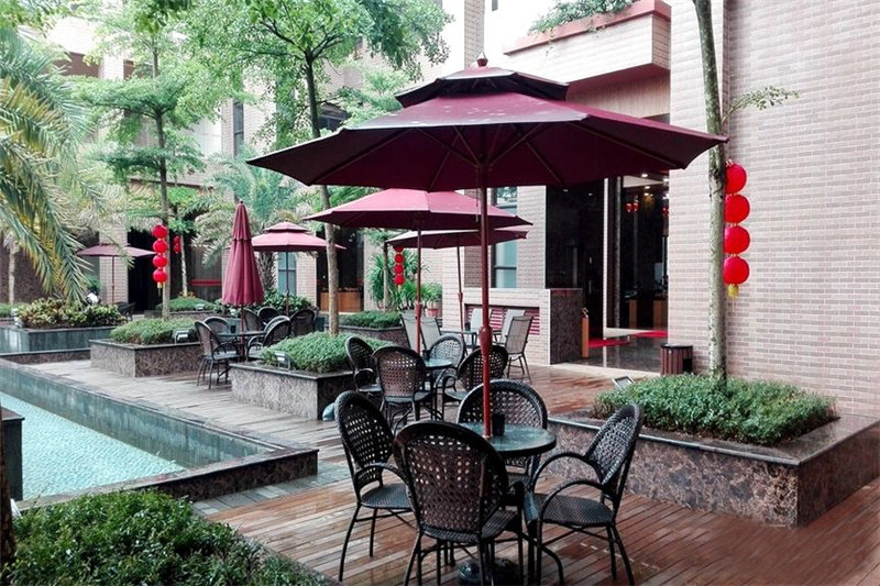 芭提雅火山岩温泉小镇